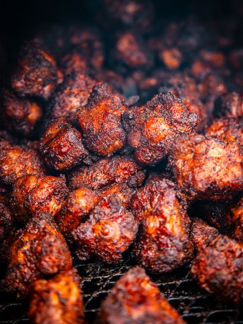 Les BBQ | Home of the Famous Smoked Oxtail King Smoked Oxtail Recipes, Braised Oxtail Recipes, Smoked Oxtails, Ox Tails, Texas Style Brisket, Cooking Shrimp, Braised Oxtail, Oxtail Recipes, Shrimp Soup