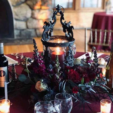 Gothic Candle Centerpieces Wedding, Dark Theme Wedding Centerpieces, Gothic Medieval Wedding, Goth Candelabra Centerpiece, Dark Romantic Centerpiece, Gothic Lantern Centerpieces, Gothic Party Centerpieces, Dark Theme Wedding Decor, Dark Fairytale Wedding Centerpieces