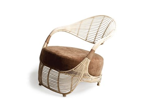 Club rattan garden armchair Filipino Design, Kenneth Cobonpue, Musical Chairs, Designer Chairs, Chair Collection, Study Furniture, Rattan Armchair, Mid Century Armchair, Asian Design