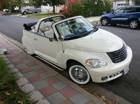 White wall uuuugghhhhhh God yes Pt Cruise, Pt Cruiser Accessories, Cruiser Car, Convertible Cars, White Things, Car Tips, East La, Lovely Car, Gentleman Shoes