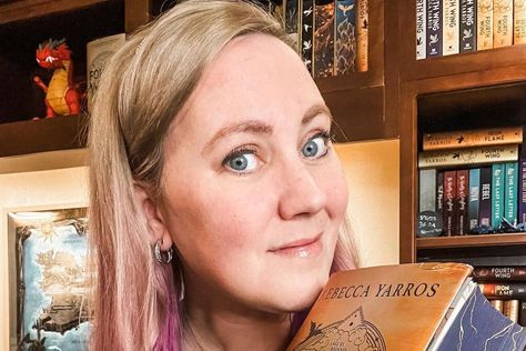 Fourth Wing Author Rebecca Yarros Announces Third Book in the Empyrean Series Rebecca Yarros, Forth Wings Book, Fourth Wing Rebecca Yarros Quotes, Tairneanach Fourth Wing, Fourth Wing By Rebecca Yarros, The Last Letter Rebecca Yarros Book, Cynthia Erivo, Fantasy Novel, Book Awards