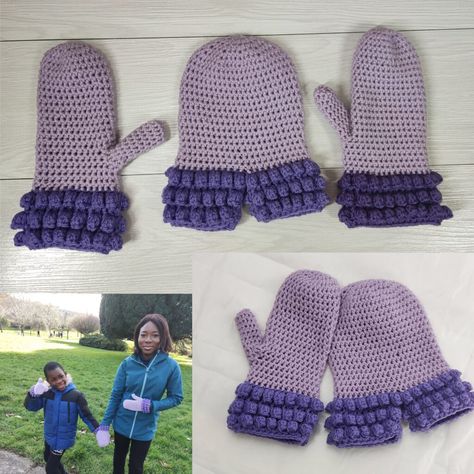 Crochet Holding Hands Mittens, Crochet Hand Holding Mittens, Holding Hands Mittens Free Pattern, Crochet Couples Mittens, Couples Mittens Crochet Pattern, Hand Holding Mittens Crochet Pattern, Mittens Free Pattern, Brick Stitch Pattern Earring, Crochet Gloves Free Pattern