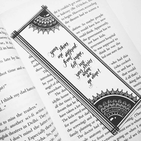 Bookmark Pencil Drawing, Mandala Art Bookmark With Quotes, Book Marks Mandala Art Easy, Mandala Art Bookmark Easy, Doodle Art Bookmarks, Bookmark Mandala Design, Cute Bookmarks Diy Simple, Bookmarks Handmade Mandala, Bookmarks Doodle