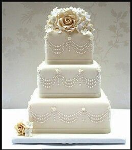 Love this pearl cake for wedding Square Wedding Cakes Elegant, Cakes Display, Fancy Wedding Cakes, Cake Mix Desserts, Cakes Inspiration, Wedding Cakes Elegant, Elegant Cake, Square Wedding Cakes, Sisters Wedding