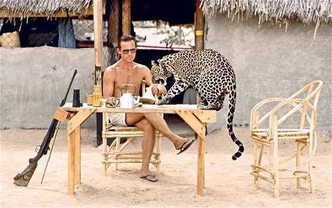 Vintage Safari, Adventure Aesthetic, No One Loves Me, English Style, Vintage Portraits, Mans World, African Safari, Current Mood, Gentleman Style