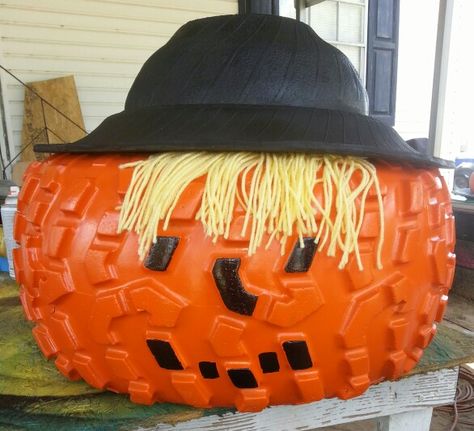 Tire pumpkin Pumpkin Made Out Of Tires, Fall Tire Decor, Tire Crafts Diy, Halloween Tire Decorations, Tire Pumpkins, Car Tires Crafts Diy Ideas, Diy Tire Projects, Tire Diy, Tire Ideas