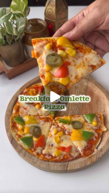 Saista Shaikh on Instagram: "Welcome to my  Eggscellent series episode 1. Today’s recipe is Breakfast omelette pizza, bet you’ll love it 😊   Ingredients (1 pizza) 1 tortilla or leftover roti 2 eggs (whip them with some salt & pepper)  2 tbsp pizza sauce  2-3 tbsp grated cheese  Topping of ur choice  Butter/oil for cooking   #omlette #breakfast #pizza" Roti Pizza Recipes, Egg Omlette Ideas, Roti Pizza, Leftover Roti, Pizza Omelette, Egg Pizza, Breakfast Omelette, Breakfast Recipes Indian, Egg Recipes For Breakfast