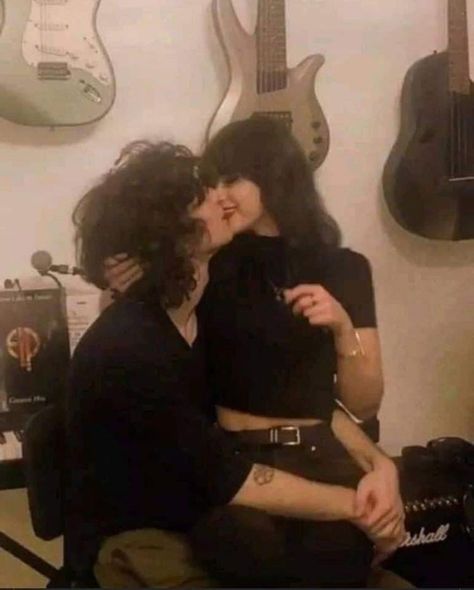 misharyen | misha lare grayson and ryen trevarrow | punk 57 Emo Couples, Grunge Couple, Teenage Romance, Punk 57, Me N Him, Dream Relationship, Me N Who, Couple Stuff, Couples Vibe