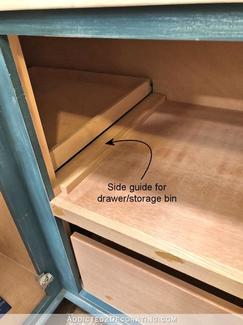 Blind Corner Cabinet Solutions, Diy Corner Cabinet, Cabinet Organization Diy, Diy Pull Out Shelves, Corner Cabinet Solutions, Diy Shelves Ideas, Corner Cabinet Organization, Pantry Redo, Cabinet Solutions