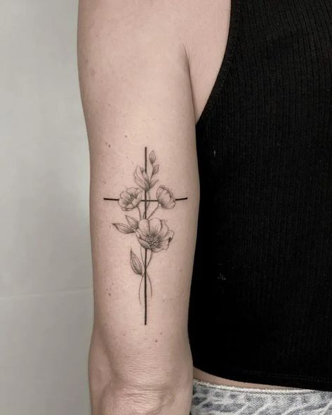 Cross Flower Tattoo, Tiny Cross Tattoo, Simple Cross Tattoo, Pretty Cross, Tiny Heart Tattoos, Celtic Cross Tattoos, Flower Tattoo Ideas, On Tattoo, Bestie Tattoo