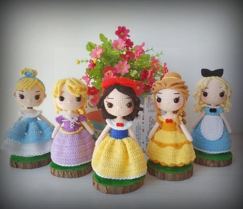 Doll Free Crochet Pattern, Disney Crochet Patterns, Disney Crochet, Crochet Princess, Easy Amigurumi, Crochet Disney, Doll Knitting, Crochet Dolls Free Patterns, Pola Amigurumi