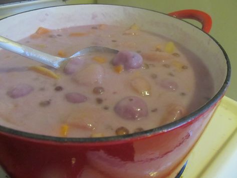 Filipino Ginataang Bilo Bilo with Ube Recipe Ginataang Bilo Bilo, Ube Recipe, Bilo Bilo, Cousins Christmas, Chamorro Recipes, Filipino Snacks, Pinoy Dessert, Ube Recipes, Cafe Recipes