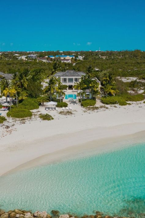 Coral Pavilion features direct access to the renowned Grace Bay Beach - voted #1 beach in the world by TripAdvisor's 2016 Traveller's Choice Awards! Turks And Caicos Villas, Celebrity Mansions, 5 Bedroom Villa, Grace Bay Beach, Grace Bay, Night Book, Real Queens, House On The Rock, Beaches In The World