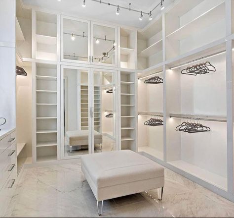 A Walk In Closet, Master Closet Design, Dream Closet Design, Closet Design Layout, Luxury Closets Design, Closet Renovation, Dream Life House, Closet Layout, Closet Remodel