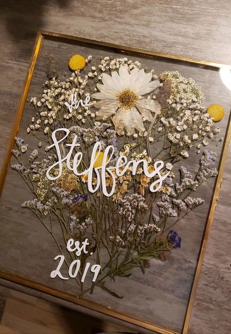 15 DIY Pressed Flower Ideas | Balcony Garden Web Future Wedding Plans, Wedding Goals, Wedding Keepsakes, Wedding Wishes, Angkor, Here Comes The Bride, A Sign, Mr Mrs, Pressed Flowers