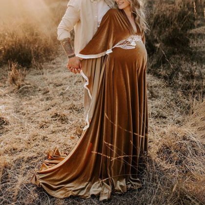 Shop Discounted Fashion Maternity Photoshoot Gowns Online on Lukalula.com Western Maternity Dresses, Velvet Maternity Dress, Long Sleeve Maternity Dress, Fashion Maternity, Family Maternity Photos, Pregnancy Wardrobe, Photoshoot Dress, Dress Stores Online, Brown Velvet