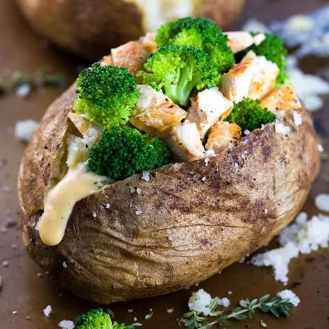 Stuffed Potato Recipes, Potato With Cheese, Baked Potato Dinner, Stuffed Baked Potato, Baked Potato With Cheese, Chicken Broccoli Bake, Stuffed Potato, Stuffed Potatoes, Stuffed Baked Potatoes