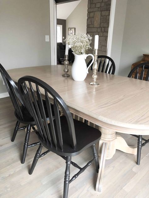 How to Refinish a Dining Room Table Dining Table Redo, Table Refinishing, Oak Table And Chairs, Painted Dining Room Table, Oval Dining Room Table, Dining Room Table And Chairs, Refinished Table, Dining Room Table Makeover, Oak Dining Room Table