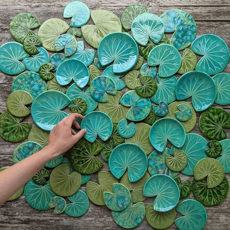 Marieanne Cavaciuti on Instagram: “...my new assistant Jess of @thistle.and.finch helping me empty the kiln and lay out the waterliles!! Last week she helped me glaze,…” Leaf Veins, Ceramic Home Decor, Ceramic Home, Air Dry Clay Projects, Clay Wall, Clay Tiles, Green Spring, Pottery Crafts, Ceramics Pottery Art