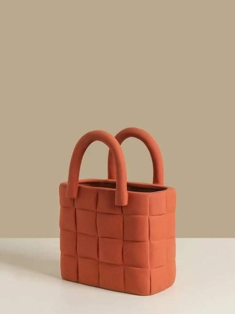 Ceramic Bag, Minimalist Handbag, Weave Basket, Cerámica Ideas, Matte Paint, Handmade Ceramics Vase, Unique Vases, Paint Finish, Keramik Vase