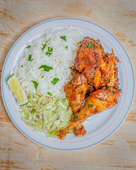 Infoods Specials on Instagram: "Yesterday's dinner, chicken kienyeji stew paired with white rice and served with a side of steamed cabbage🔥 . . . #lunch #food #dinner #foodie #foodporn #instafood #yummy #delicious #breakfast #foodphotography #foodstagram #foodlover #foodblogger #healthyfood #tasty #homemade #instagood #restaurant #lunchtime #foodgasm #foodies #eat #cooking #healthy #love #brunch #yum #foodpics #infoodsspecials #chef" Kenyan Food Recipes, Kenyan Meals, Cooking Soul Food, Kenyan Food, Steamed Cabbage, Haitian Food, Healthy Love, African Cooking, Meals Ideas