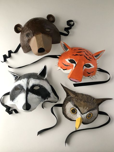 Easy DIY Paper Mache Halloween Masks — super make it Paper Mache Bear Mask, Bear Masks For Kids, Paper Mache Animal Mask, Animal Masks Diy, Mascara Papel Mache, Diy Paper Mache, Diy Halloween Masks, Newspaper Flowers, Cardboard Mask