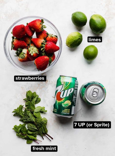 Brunch Summer, Sprite Mocktail, Mojito Recipes, Sprite Mocktail Recipe, Mocktail Recipe With Sprite, Mocktail Recipe Easy, Recipes With Fresh Mint, Mint Mojito Recipe, Mocktail With Sprite