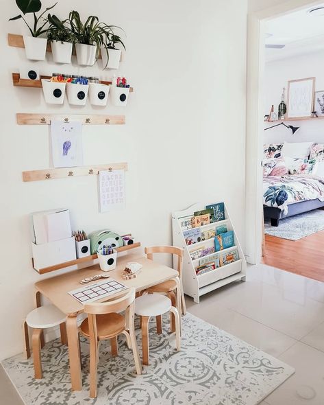 Kids art and craft space with wall storage, kids table and chairs and bookcase Kids Art Corner, Storage Ideas For Kids, Best Storage Ideas, Kids Craft Storage, Craft Organisation, Play Corner, Living Room Playroom, Toy Storage Solutions, Toddler Playroom