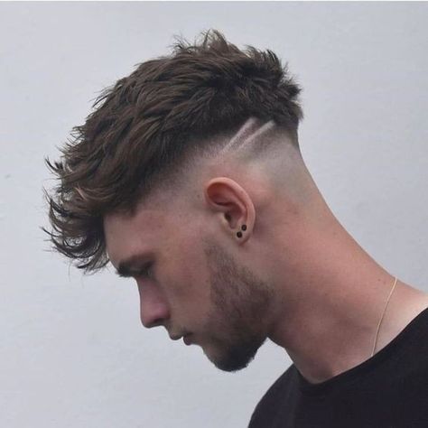 Ideas de cortes de cabello para hombres Mid Fade Haircut, Mohawk Hairstyles Men, Mens Hairstyles Fade, Mens Haircuts Short Hair, Gents Hair Style, Men Haircut Curly Hair, Mens Hairstyles Thick Hair, Faded Hair, Men Haircut Styles