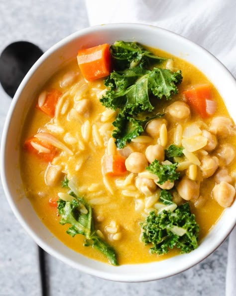 Chickpea Orzo Soup, Chickpea Orzo, Lemon Chickpea, Miso Pasta, Lemon Orzo Soup, Orzo Soup Recipes, Easy Vegan Dinner Recipes, Hearty Stew, Orzo Soup