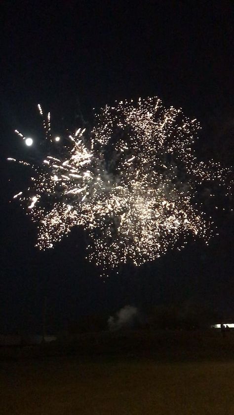 The moon and fireworks [Video] | Fireworks day, Fireworks, Fireworks pictures New Year Celebration Video, Fireworks Videos Night, New Year Celebration Photography, Fireworks Video, Fireworks Day, Celebration Video, Night Fireworks, Diwali Fireworks, Fireworks Night