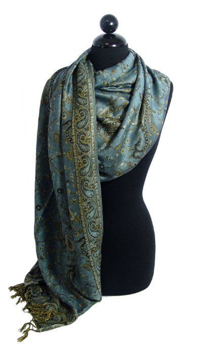 Pashmina Silk, Drip Fits, Simple Gowns, Academia Style, Fashion Capsule Wardrobe, Luxury Scarves, Fashion Capsule, Silk Shawl, Indian Designer Outfits