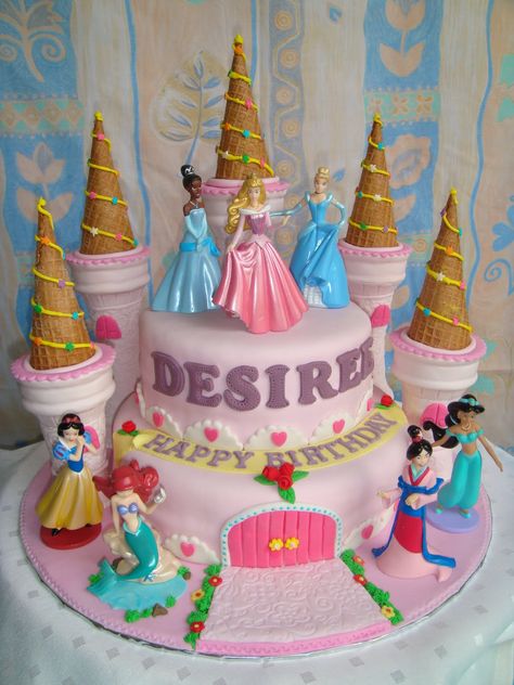 Yummy Baking: Princess Castle Fondant Cake (D1) Disney Princess Castle Cake, Princess Cake Ideas, Birthday Cakes Girls Kids, Castle Birthday Cakes, Princess Castle Cake, Disney Princess Castle, Disney Princess Cake, Fondant Cake Designs, Disney Princess Birthday Party