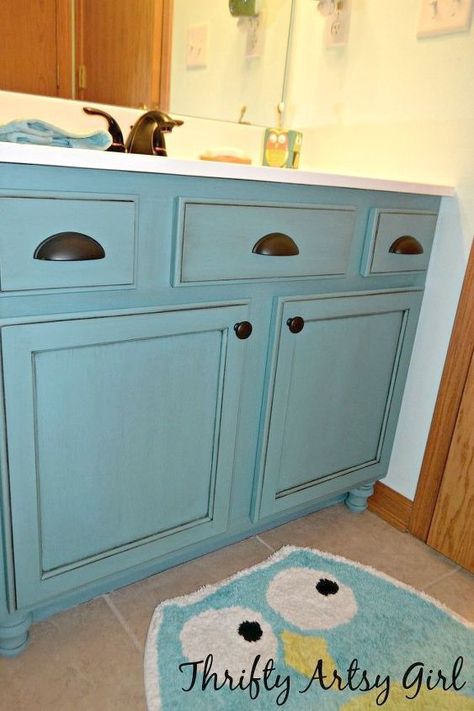 Teal Bathroom Vanity, Diy Cozinha, Countertop Makeover, Minimalist Vanity, Old Vanity, Teal Bathroom, Builder Grade, Small Bathroom Ideas, Bathroom Cabinets