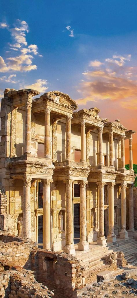 Izmir Wallpaper, Ancient Greek Buildings, Library Of Celsus, The Temple Of Artemis, Places To Visit In Turkey, Temple Of Artemis, Greek Buildings, Country Photography, Izmir Turkey