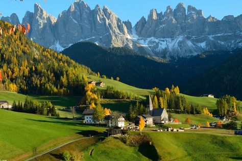 The Italian Alps in summer: a large selection of activities | Villanovo Exchange Program, Home Exchange, Italian Alps, Summer Getaway, Summer Home, Top Travel Destinations, Beach Getaways, Northern Italy, Coastal Towns