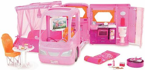 Barbie Campervan.Always wanted one of these. Barbie Plane, Babysitting Aesthetic, Barbie Camper, Pink Glamour, Barbie Playsets, Accessoires Barbie, Barbie Vibes, Barbie Doll Set, Barbie Doll Accessories