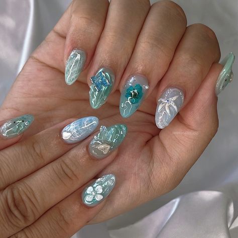 🩵 Aquamarine 2.0 🩵 Another version of my popular press ons design 🫶🏻 #nails2inspire #naildesign #3dnails #3dnailart #beachnails #shellnails #starfishnails #nailart #gelxinspo #gelxnails #vancouvernails #summernails Aquamarine Nails, Fish Nails, Press Ons, Beach Nails, 3d Nail Art, Nails Inspo, 3d Nails, Nails Design, Nail Artist