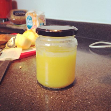 Left over egg yolks? Make Lemon Curd! (or just make it anyway!) | It's Just Nice Leftover Egg Yolks Recipes, Egg Yolk Recipes, Egg Yoke, Quick Vegetarian Recipes, Egg White Omelette, Homemade Frappuccino, Lemon Curd Recipe, Healthy Recipes Easy Snacks, Easy Smoothie Recipes