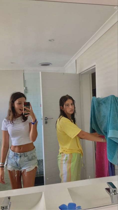 #sisters #aesthetic #beach Sister Rivalry Aesthetic, Sisters Goals Aesthetic, Sister Goals Aesthetic, 2 Sisters Aesthetic, Twin Sister Aesthetic, Sister Pics Aesthetic, Twin Aesthetic Sisters, Middle Sister Aesthetic, 3 Sisters Aesthetic