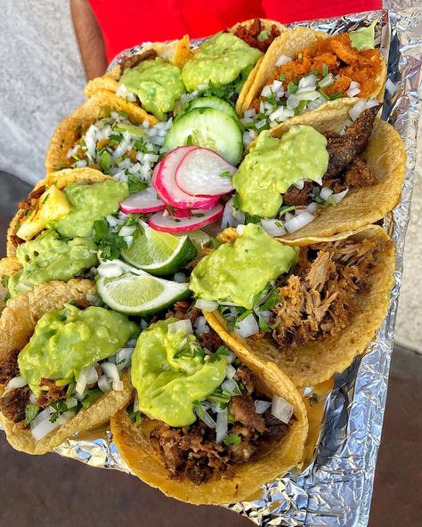 Tacos Pictures, Food Tacos, Street Tacos Aesthetic, Tacos Aesthetic, Summer Tacos, Taco Man, Mexican Tacos, Mexican Snacks, Street Tacos