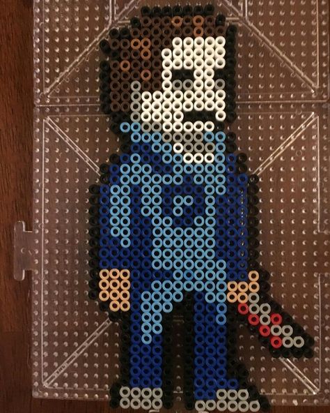 Horror Pearl Beads, Michael Myers Perler Bead Patterns, Micheal Myers Perler Bead, Micheal Myers Pixel Art, Michael Myers Pixel Art Grid, Horror Movie Perler Bead Patterns, Michael Myers Perler Beads, Horror Movie Perler Beads, Perler Beads Horror