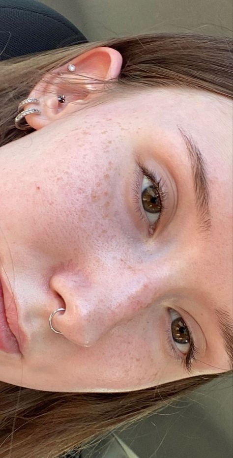 Small Freckles On Nose, Septum Piercing Before And After, Closed Septum Piercing, Septum Piercing On Different Noses, Dainty Gold Septum Ring, Gold Hoop Septum Piercing, Septum Piercing Small Cute, Septum Piercing On Big Nose, Makeup Natural Freckles