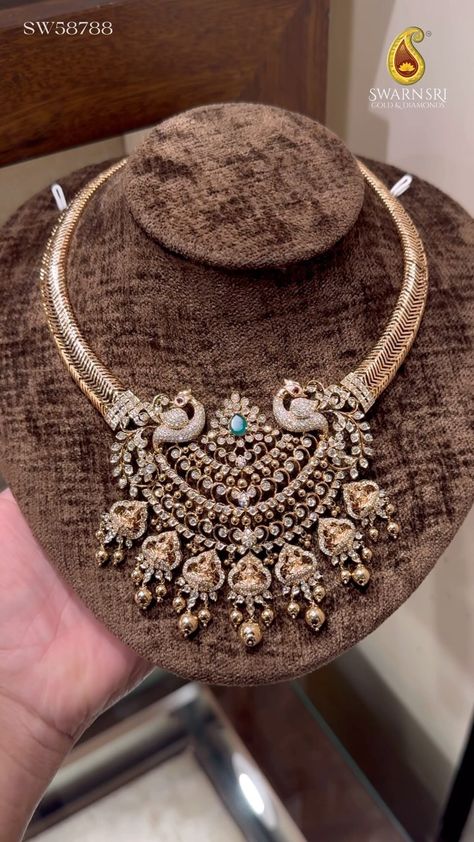 Traditional Dual Peacock Diamond Necklace From 'Swarnsri Gold' • South India Jewels South Diamond Necklace Design, Bridal Diamond Jewellery Set, Kante Model Necklace, Pendant Diamond Design, Neck Sets Jewellery Gold, Simple Diamond Necklace Indian, Traditional Necklace Indian, Bridal Diamond Necklace Design, Necklace Designs Gold Indian