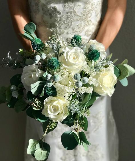 Emerald Green Wedding Flowers Bridal Bouquets, Bride Bouquets Emerald Green, Emerald Flowers Wedding, Wedding Flowers Emerald Green Color Schemes, Emerald Green Bride Bouquet, Hunter Green Bouquets, Forest Green Flower Bouquet, Emerald Flower Bouquet, Forest Themed Wedding Bouquet