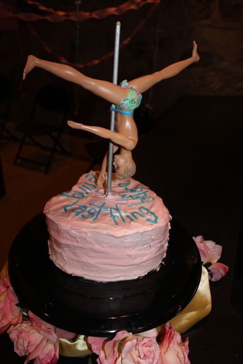 Bachelorette party cake - Last fling before the ring with a Ken doll pole dancing Bachlorette Cakes, Goofy Cake, Last Fling Before The Ring, Wine Bachelorette Party, Bachelorette Cake, Ugly Cakes, Awesome Bachelorette Party, Funny Birthday Cakes, Bachelorette Party Planning