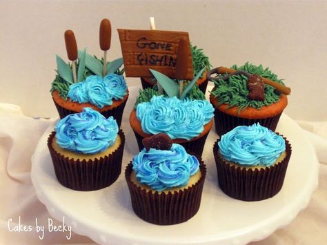 Gone Fishin' Cupcakes ;) Cupcakes For Kids, Fishing Cupcakes, Fathers Day Cupcakes, Cupcakes For Men, Fish Theme, Cupcakes For Boys, Cake Templates, Cupcake Cake Designs, Vanilla Buttercream Frosting