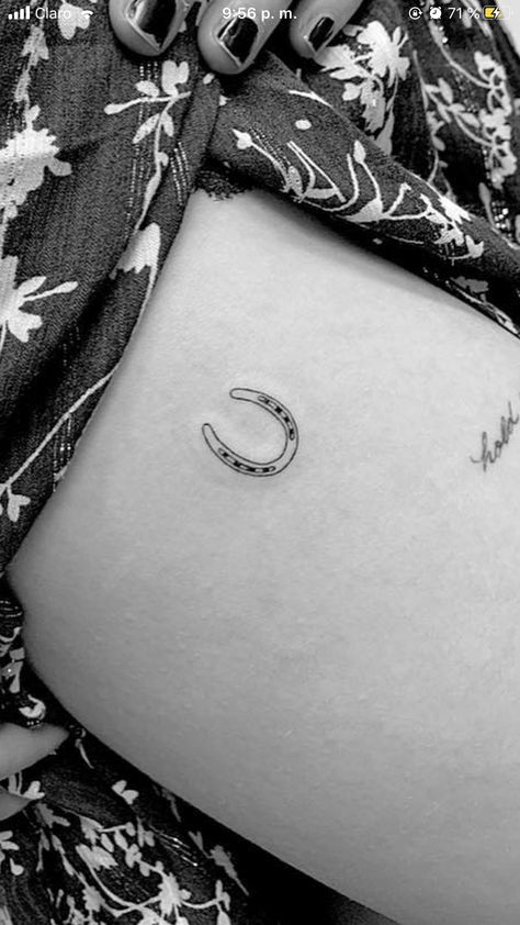 Horse Finger Tattoo, Tiny Horseshoe Tattoo Simple, Simple Horse Shoe Tattoo, Fine Line Horse Shoe Tattoo, Small Tattoos Horse, Horse Show Tattoo, Horse Tattoo Small Simple, Racehorse Tattoo, Horse Inspired Tattoos