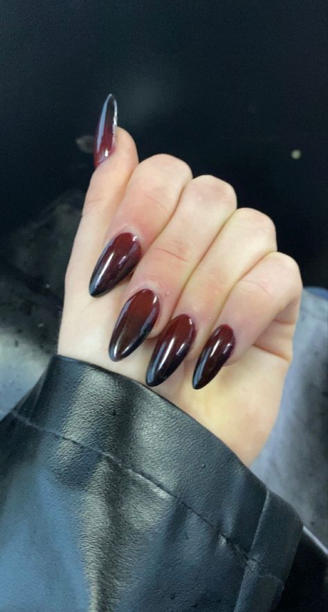 Dark Red Nails With Black French Tips, Ombre Dark Red Nails, Dark Red Ombré Nails, Ombre Nails Black And Red, Red And Black Gradient Nails, Black And Cherry Nails, Deep Red And Black Nails, Black Burgundy Nails, Dark Blood Red Nails