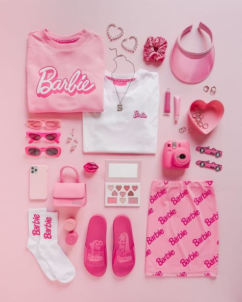 Barbie Convention, Mode Rose, Pink Lifestyle, Im A Barbie Girl, Pink Life, Malibu Barbie, Barbie Birthday, Barbie Party, Girlie Style